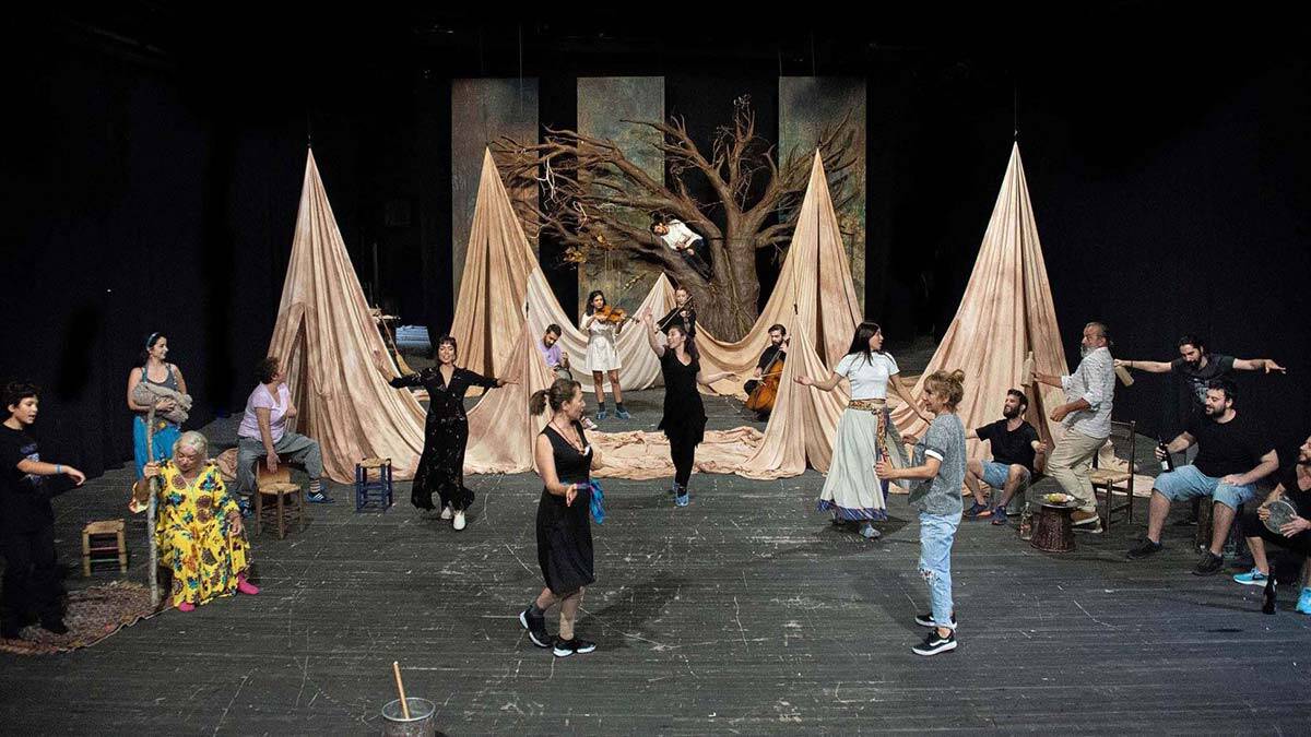 Tiyatrolar açılıyor: İlk oyun 21 Eylül