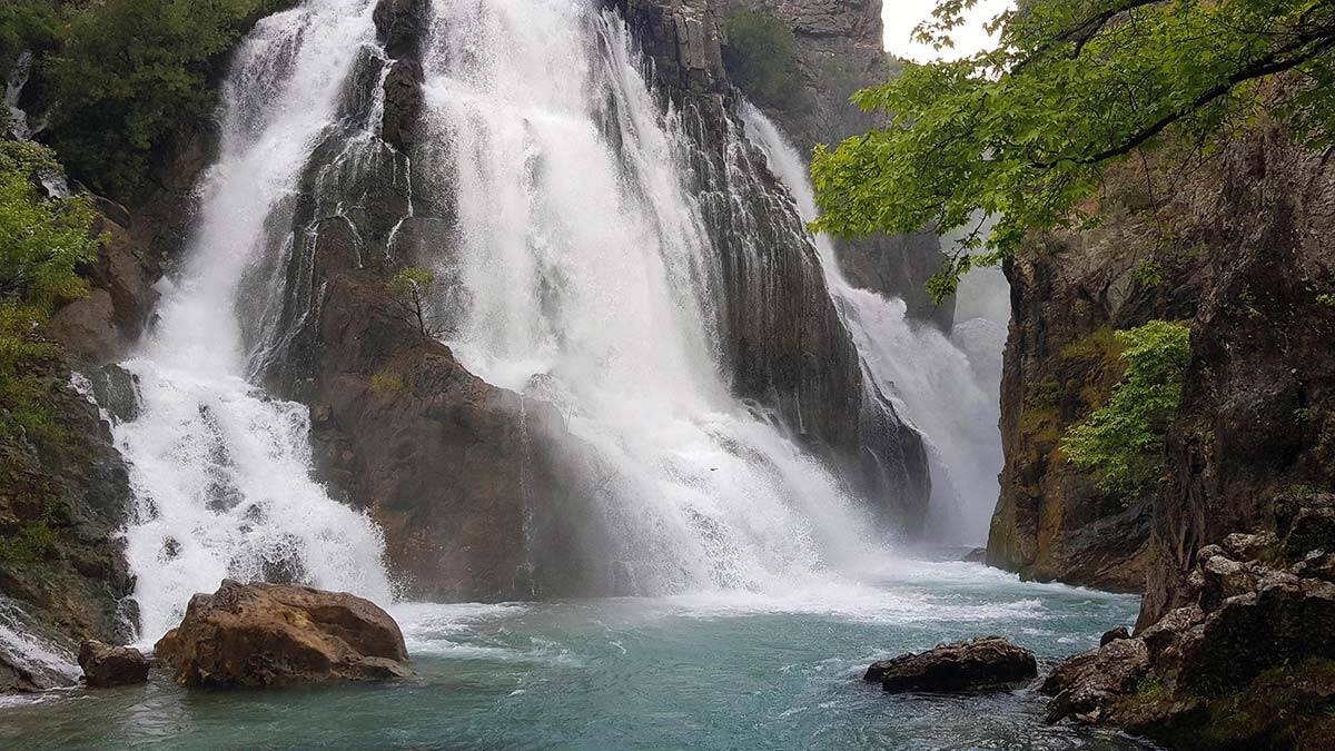 Uçansu ve Alara Çayı'nda bakanlık 3 HES'i iptal etti