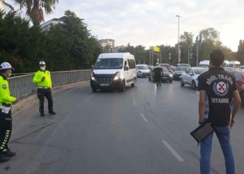 Üsküdar'da okul servisleri denetlendi