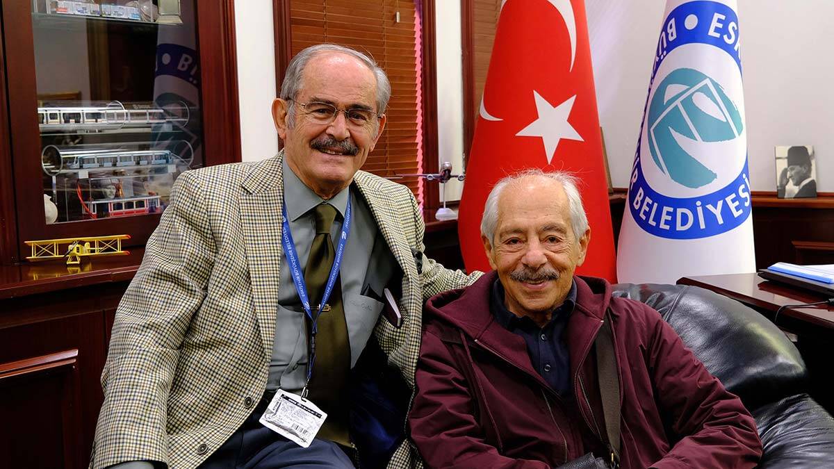 Yılmaz Büyükerşen Genco Erkal'ı ağırladı