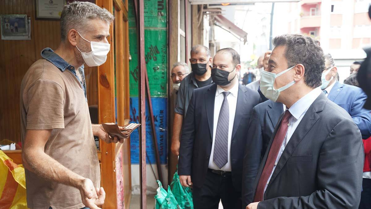 Babacan Giresun'da esnafı ziyaret etti