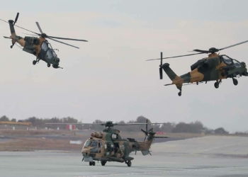 ATAK ve Cougar As-532 helikopteri tatbikat yaptı