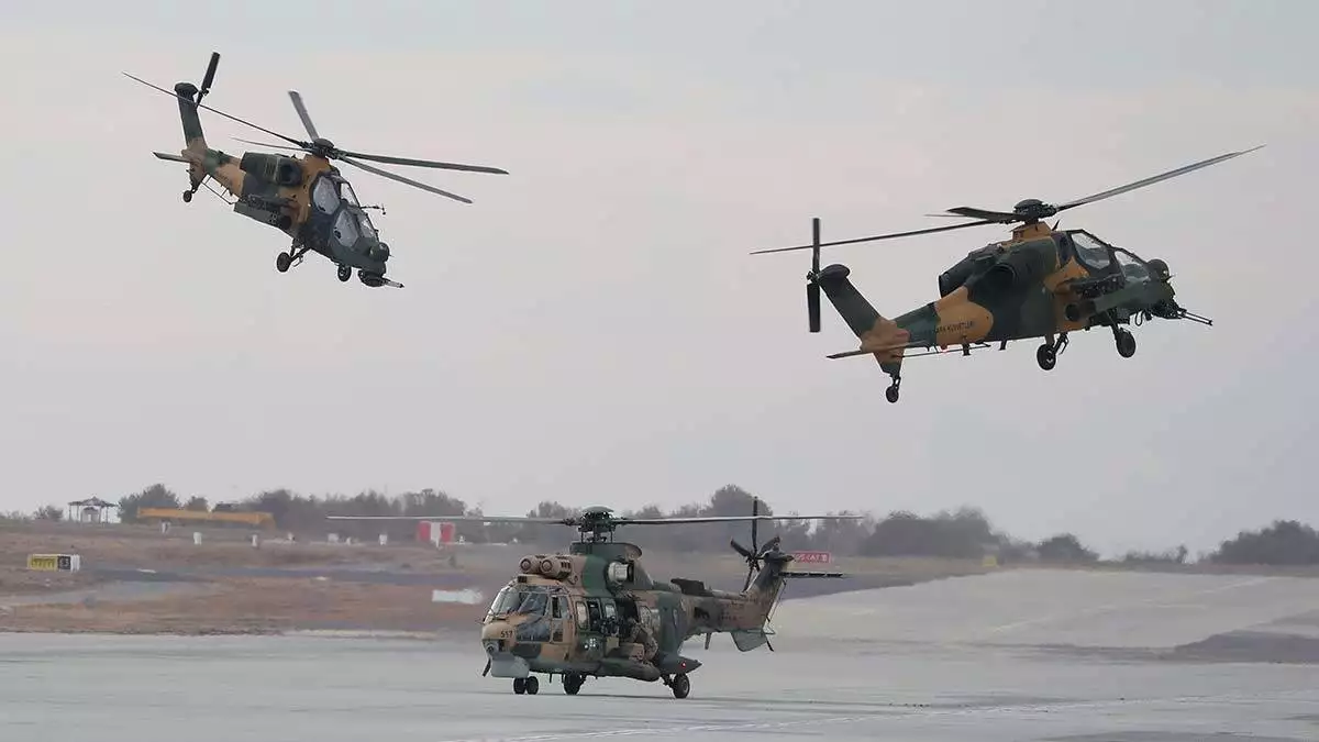 Atak ve cougar as-532 helikopteri tatbikat yaptı