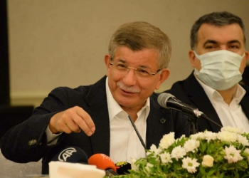 12 Eylül darbesiyle ülke karanlığa gömüldü