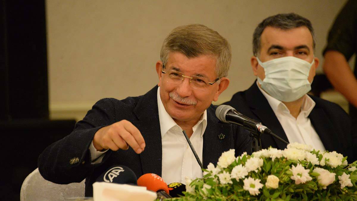 12 Eylül darbesiyle ülke karanlığa gömüldü