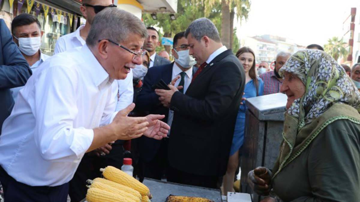 Davutoğlu, Devlet Bahçeli'ye yüklendi