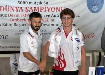 Derin Toparlak: İstiklal Marşı yorgunluğu unutturdu