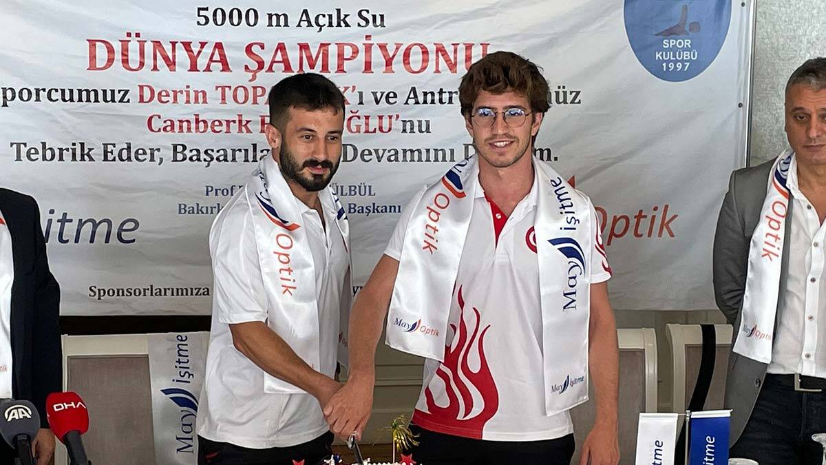 Derin Toparlak: İstiklal Marşı yorgunluğu unutturdu