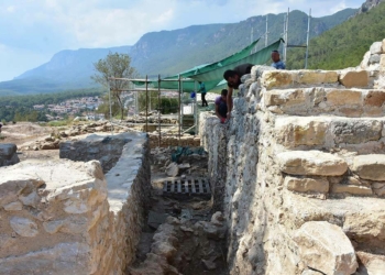 Doğu Roma'dan kalma kaledeki buluntular ilgi görüyor