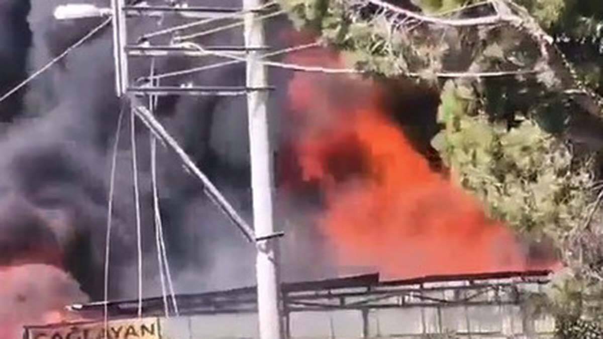 Edremit'te iş yeri yangını; baba öldü, oğlu ağır yaralı