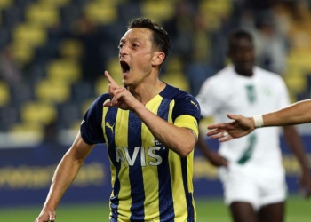 Fenerbahçe GZT Giresunspor'u rahat geçti