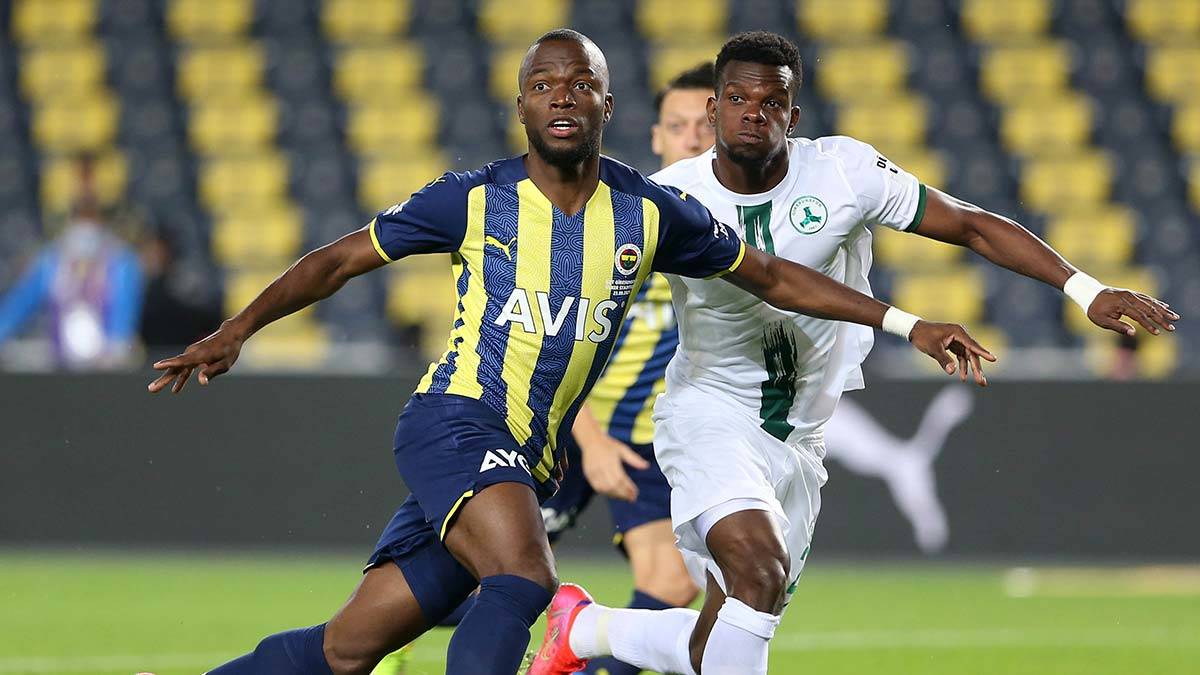 Süper Ligin 6. haftasında Fenerbahçe GZT Giresunspor'u sahasında konuk etti. Fenerbahçe rakibini 2-1 mağlup ederek haftayı 3 puanla kapattı.