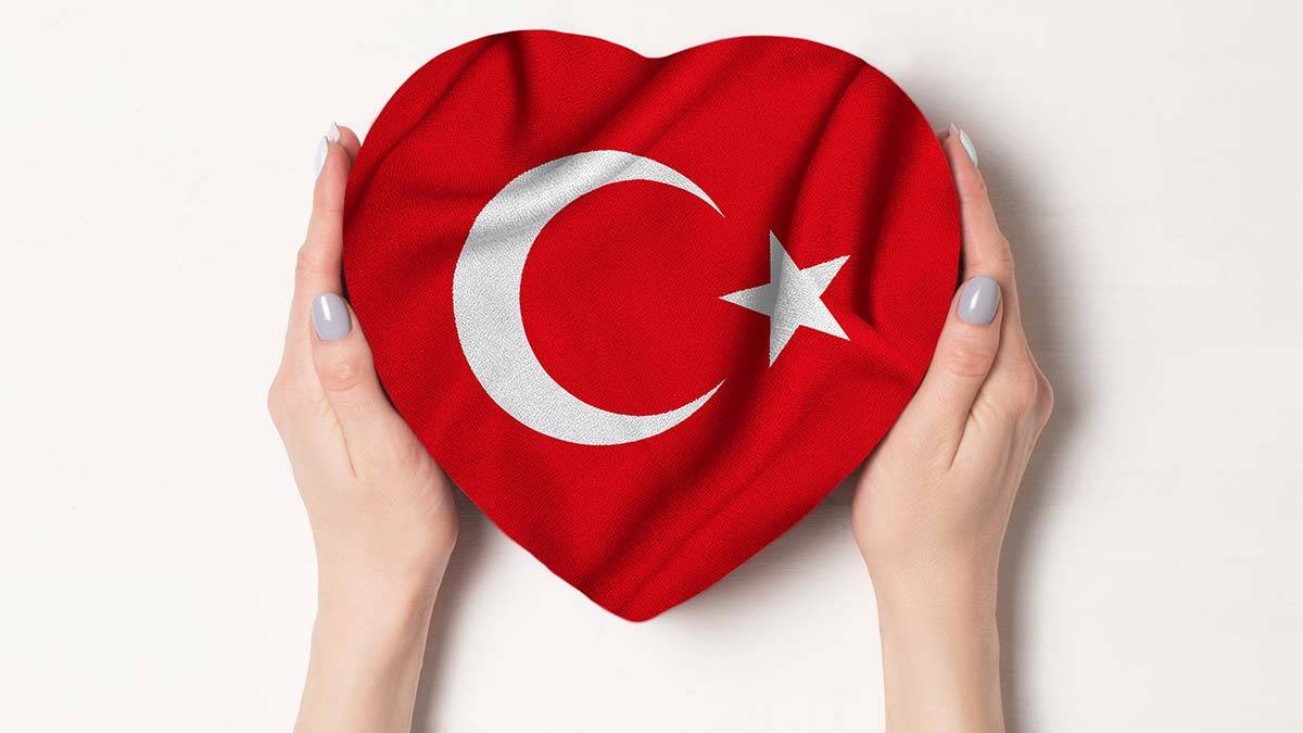 Söz konusu menfaatse, gerisi teferruattır !