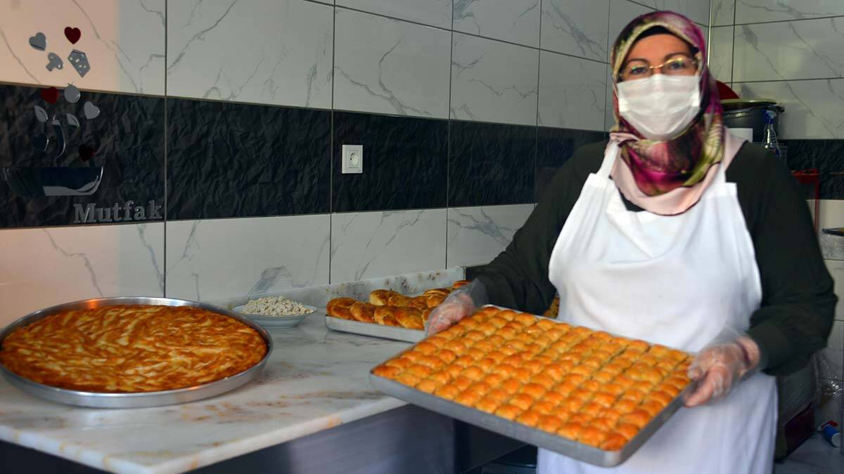 Gülten Turan, hayalini gelini ile gerçekleştirdi