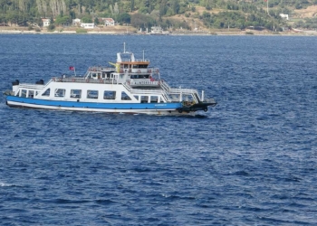 Gökçeada'ya yarınki feribot seferleri iptal