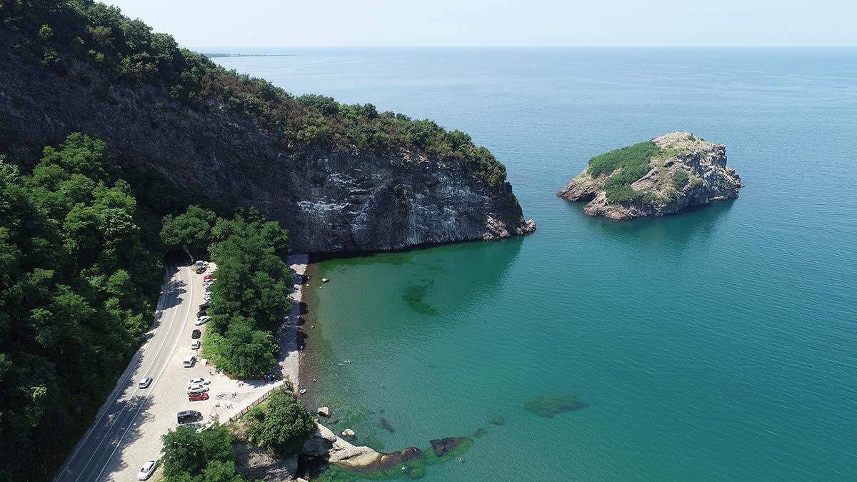 Hoynat Adası çevresi çöpten arındırıldı
