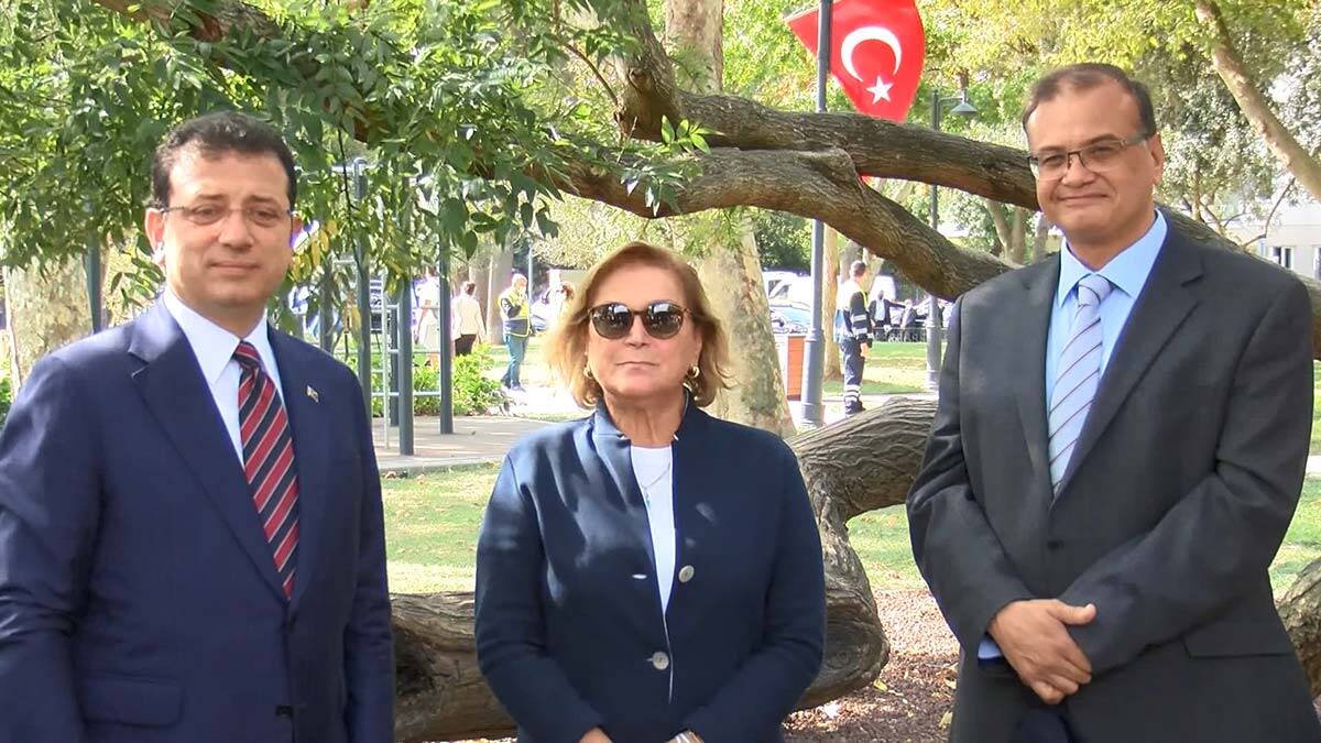 İmamoğlu ve Sabancı Türkan Sabancı Bebek Parkı'nı gezdi
