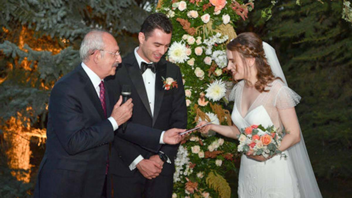 Kılıçdaroğlu, Ankara'da düğün törenine katıldı