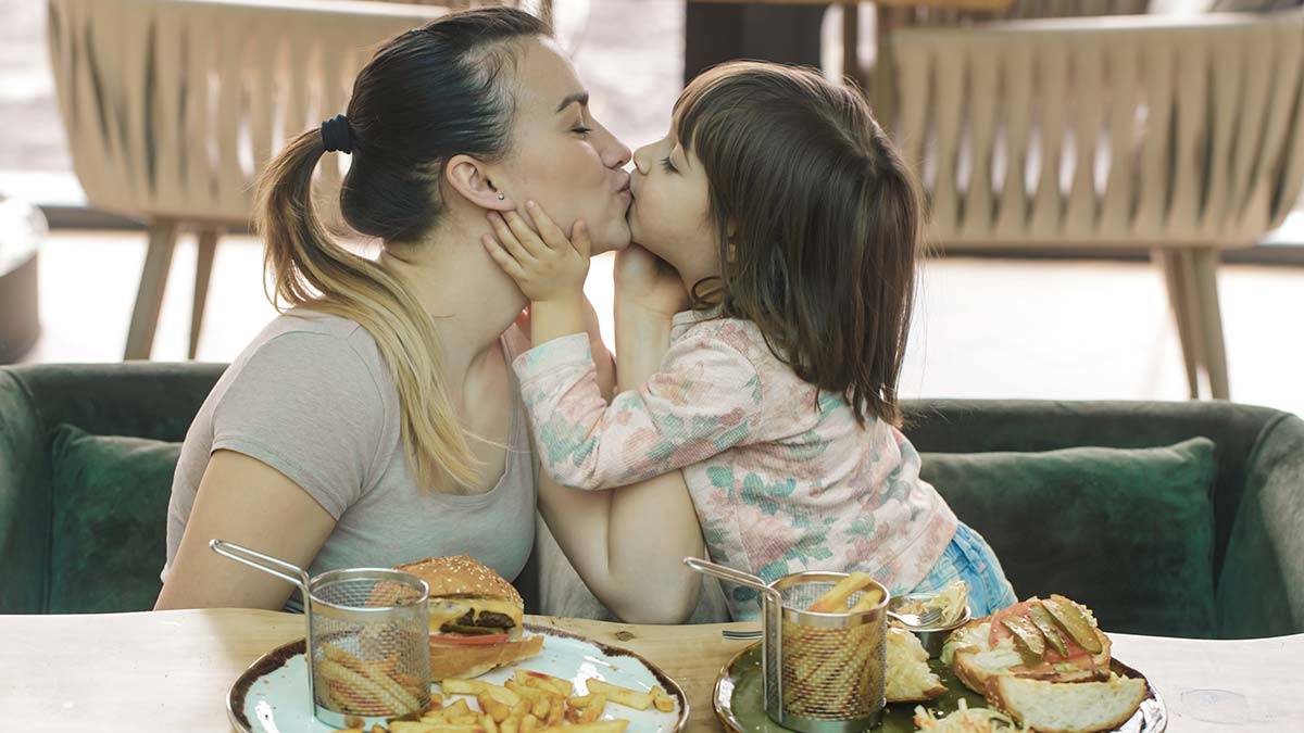 Çocuklarda yemek seçme alışkanlığı ve çözümleri