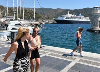 2 yıl aradan sonra deniz yoluyla turist geldi