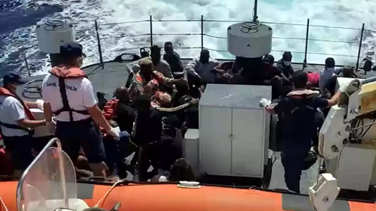 Can sallarındaki 39 kaçak göçmen kurtarıldı