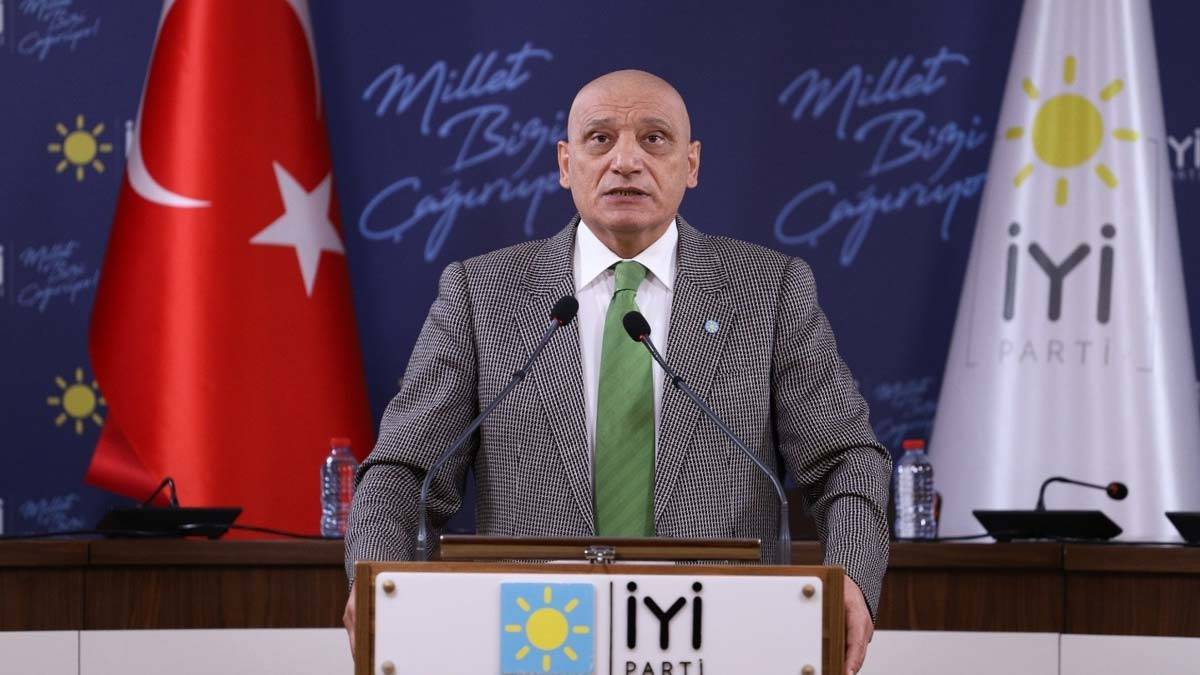 Dolkun İsa'nın ülkeye alınmayışı utanç verici