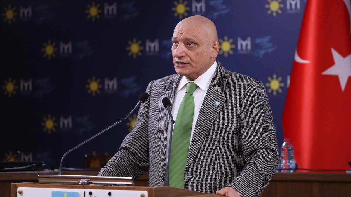 Dolkun İsa'nın ülkeye alınmayışı utanç verici