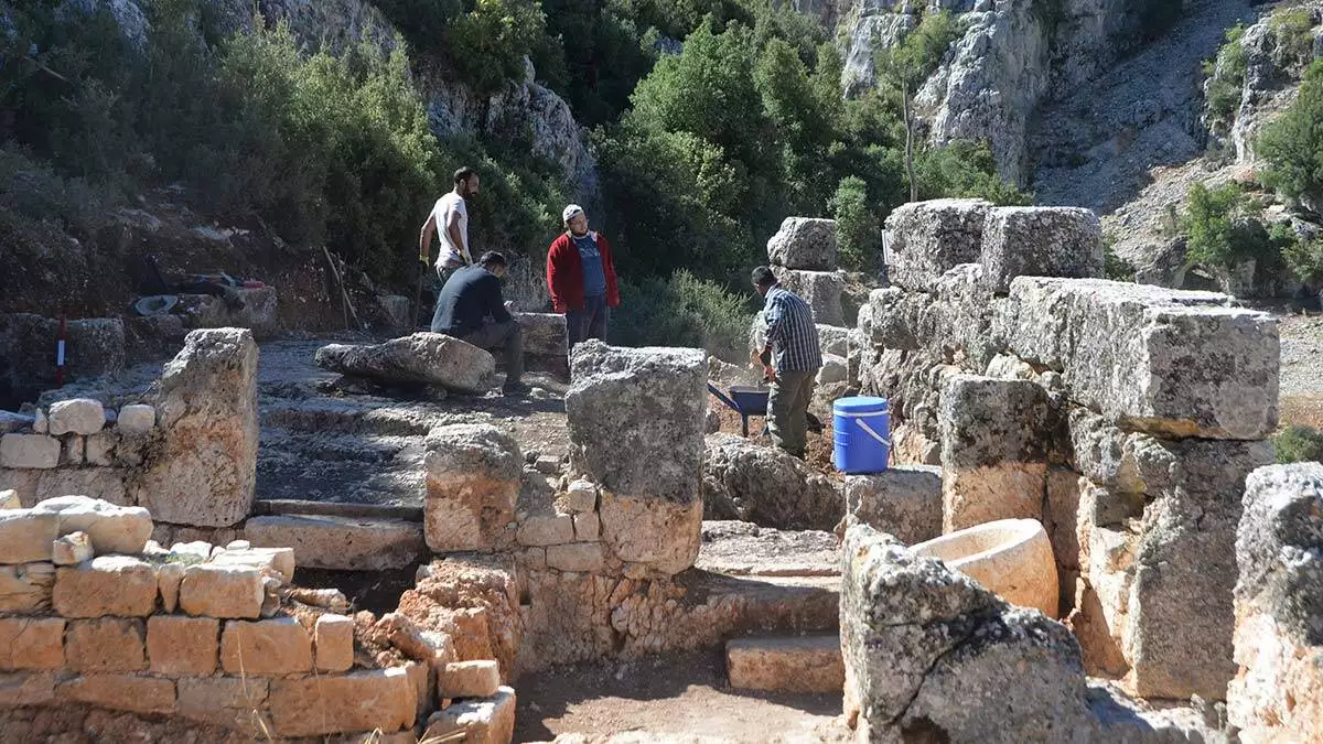 Olba antik kenti'nde m. Ö. 5. 500 yılına ulaşıldı