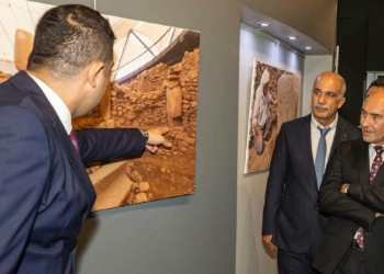Başkan Soyer Göbeklitepe Fotoğraf Sergisi açılışına katıldı