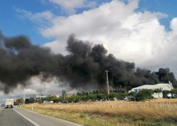 Silivri'de fabrikada yangın