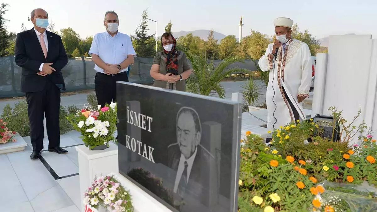 Tatar, i̇smet kotak'ın anma töreni’ne katıldı
