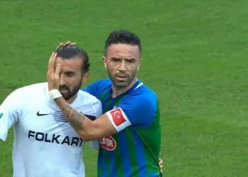 Erhan Çelenk'e övgüler devam ediyor