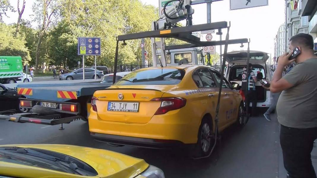 Beyoğlu'ndan 3 taksi trafikten men edildi
