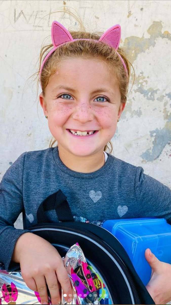 Umudumuz çocuklar, bizim geleceğimiz küçücük iyilikler büyük umutlara dönüşebilir. Hayat amaçlarınız var ise değer kazanır.