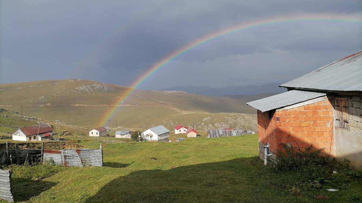 Taşlı Yaylası'nda gökkuşağı güzelliği