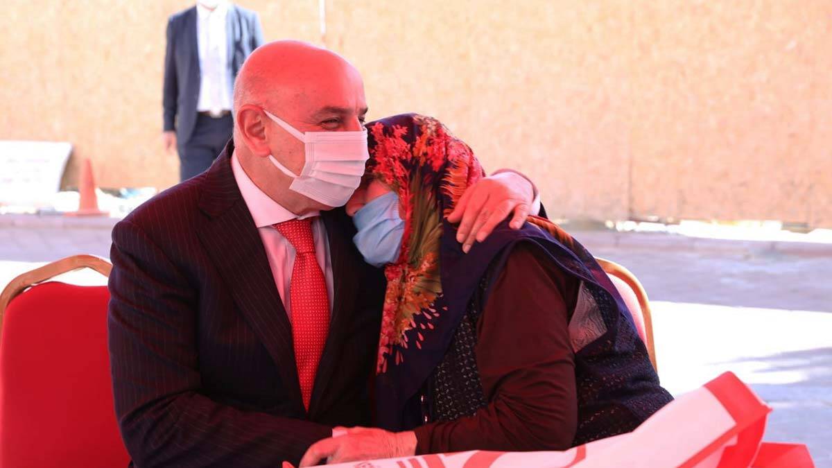 Başkan Altınok 1 Ekim Yaşlılar Günü'nü kutladı