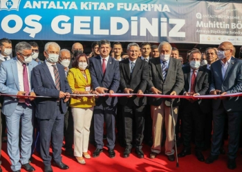 11. Antalya Kitap Fuarı açıldı