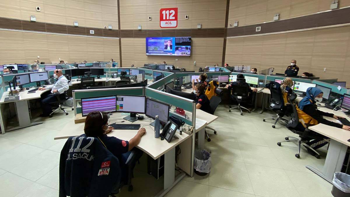 112 Acil'e gelen ihbarların yüzde 66'sı asılsız_