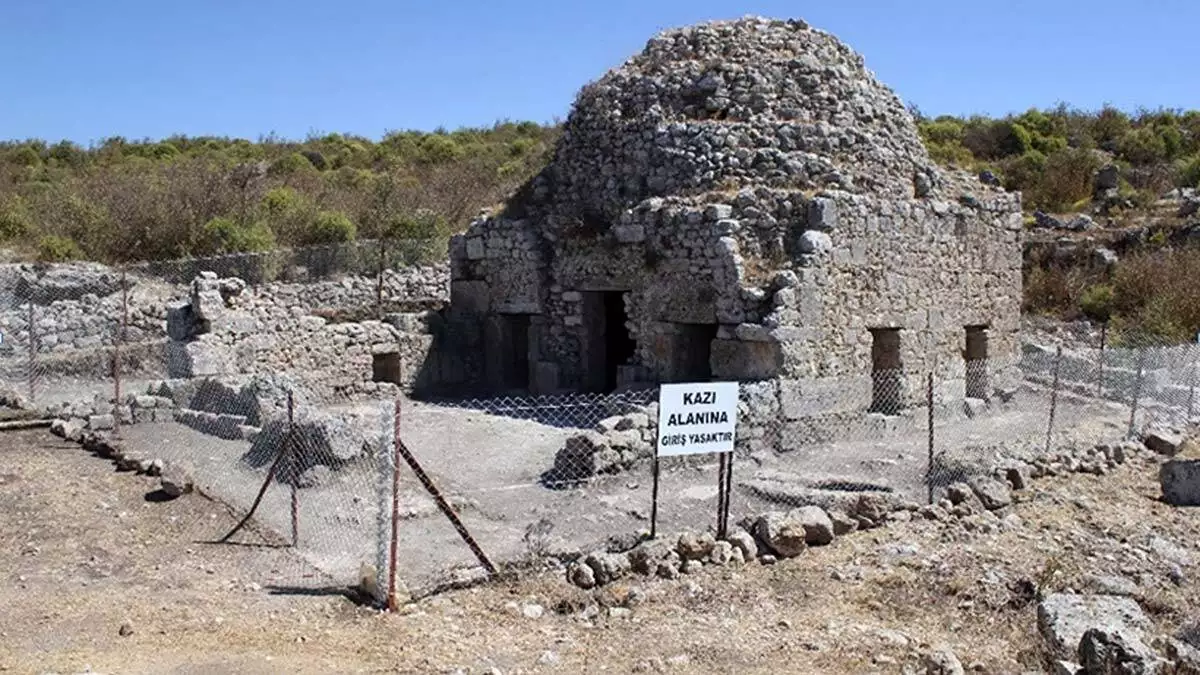 2 bin 200 yıllık sillyon antik kenti restore edilecek