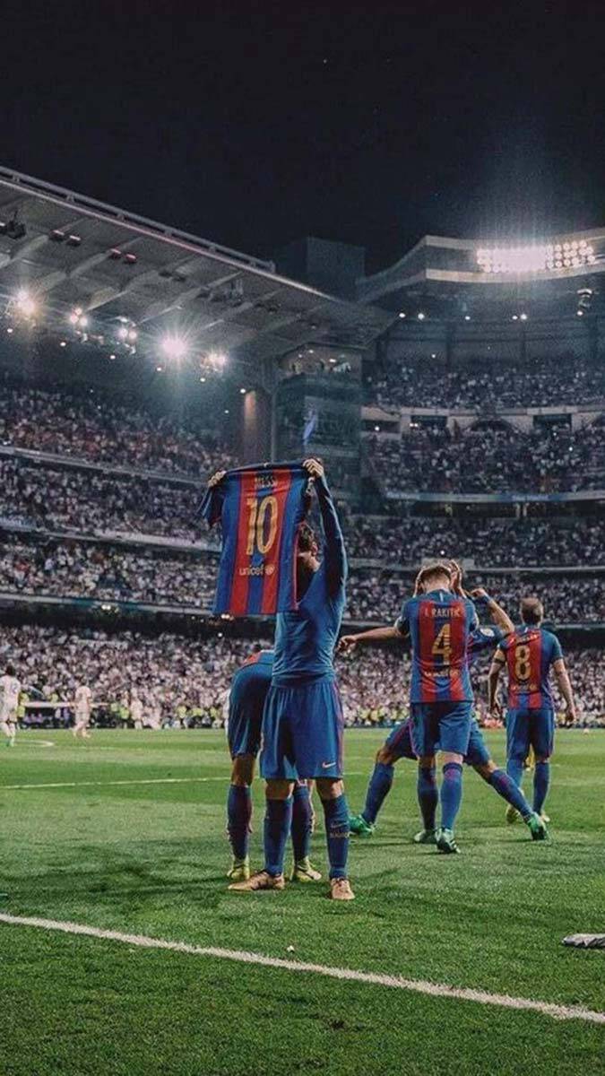 Eşsiz bir adamın hikayesi! Bence Messi tarihin en iyisi. Tabii ki bu benim düşüncem, sizler buna sayısız farklı isimle karşı çıkabilirsiniz.