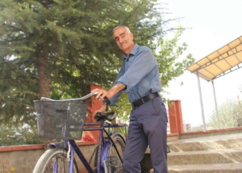 25 yıldır aynı bisikleti kullanıyor
