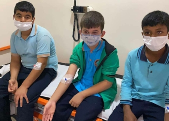 29 öğrenci, zehirlenme şüphesiyle hastanelik oldu