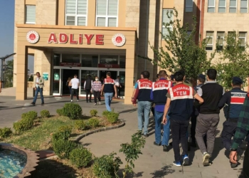 3 ilde DEAŞ operasyonu: Suriyeli 5 kişi tutuklandı