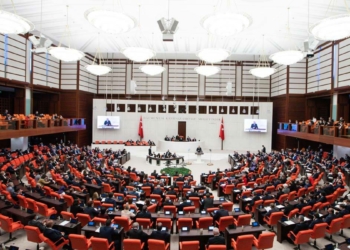 4 vekilin dokunulmazlık dosyası TBMM'ye sunuldu