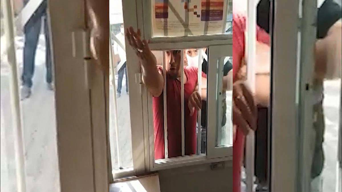 Aile sağlığı merkezinde şiddet: Kapıları tekmelediler