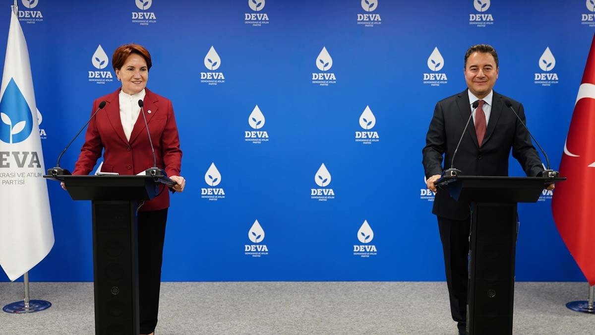 Akşener, DEVA Partisi Genel Başkanı'nı ziyaret etti