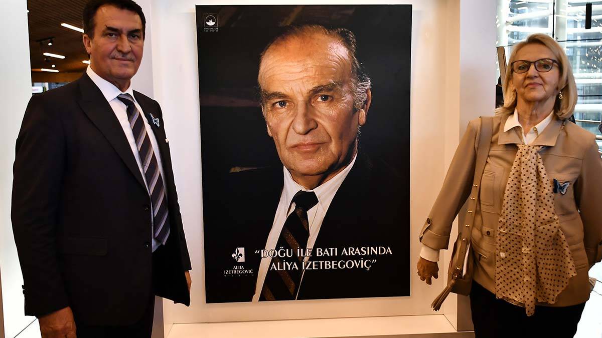 Aliya İzzetbegoviç kızının katıldığı programla anıldı