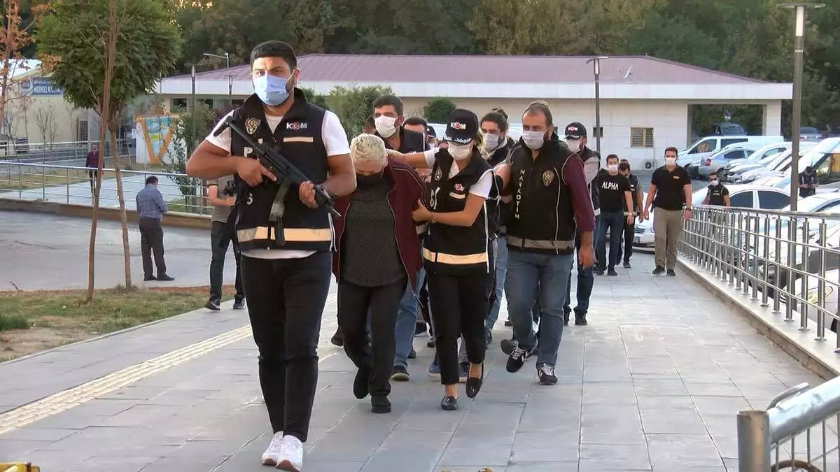 Ankara merkezli 3 ilde uyuşturucu operasyonu