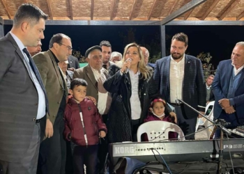 Aylin Cesur köy ziyaretlerine devam ediyor