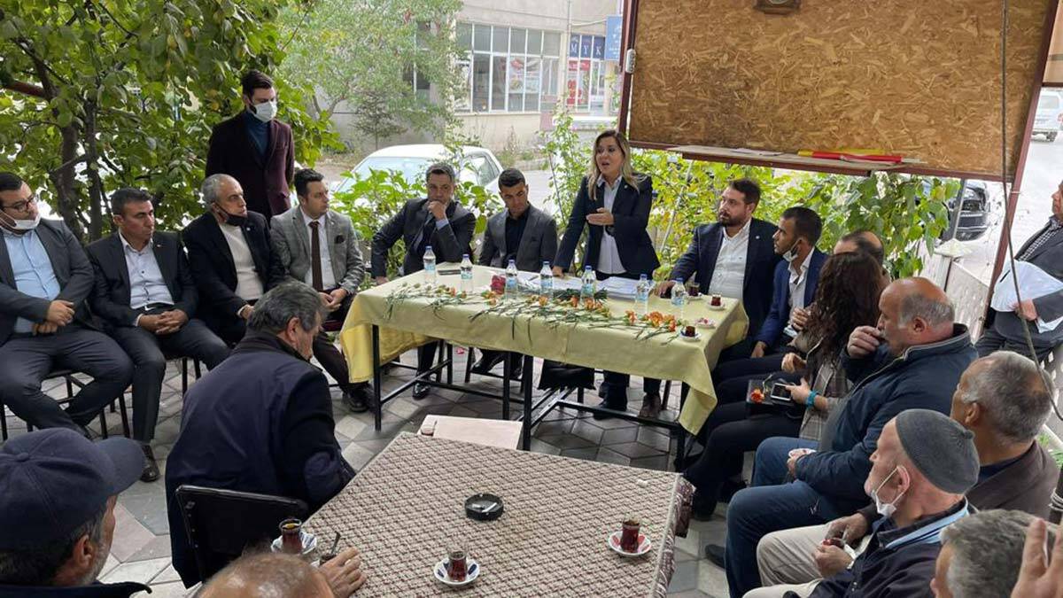 Aylin Cesur köy ziyaretlerine devam ediyor